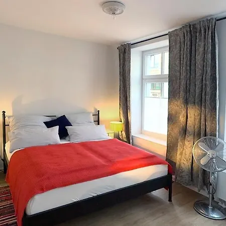 Family & Friends In Apartamento *