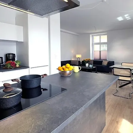 Family & Friends In Schwerin (Mecklenburg-Vorpommern)