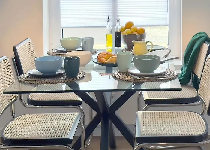 Family & Friends In *