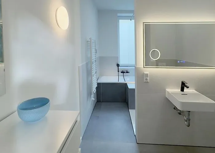 Family & Friends In *