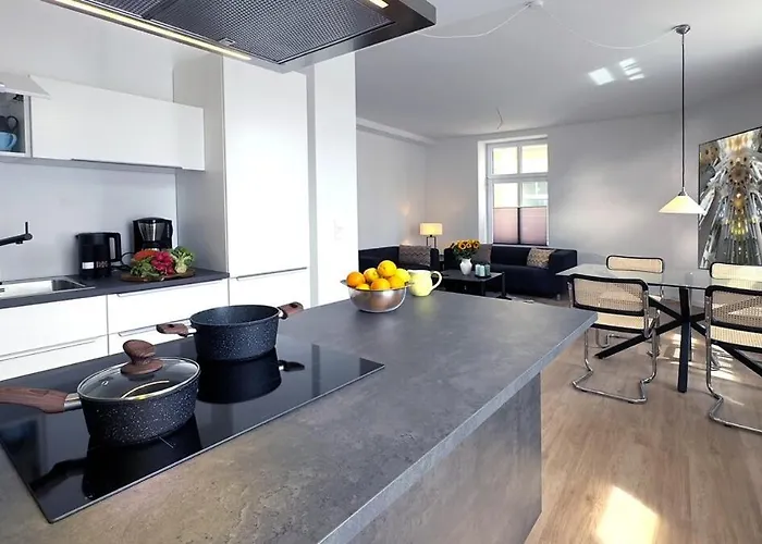 Family & Friends In Schwerin (Mecklenburg-Vorpommern)